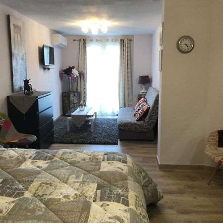 Villa Paraisos Фуeнхирола Екстериор снимка