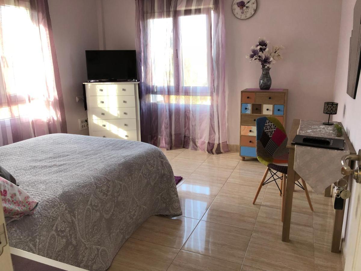 Villa Paraisos Фуeнхирола Стая снимка