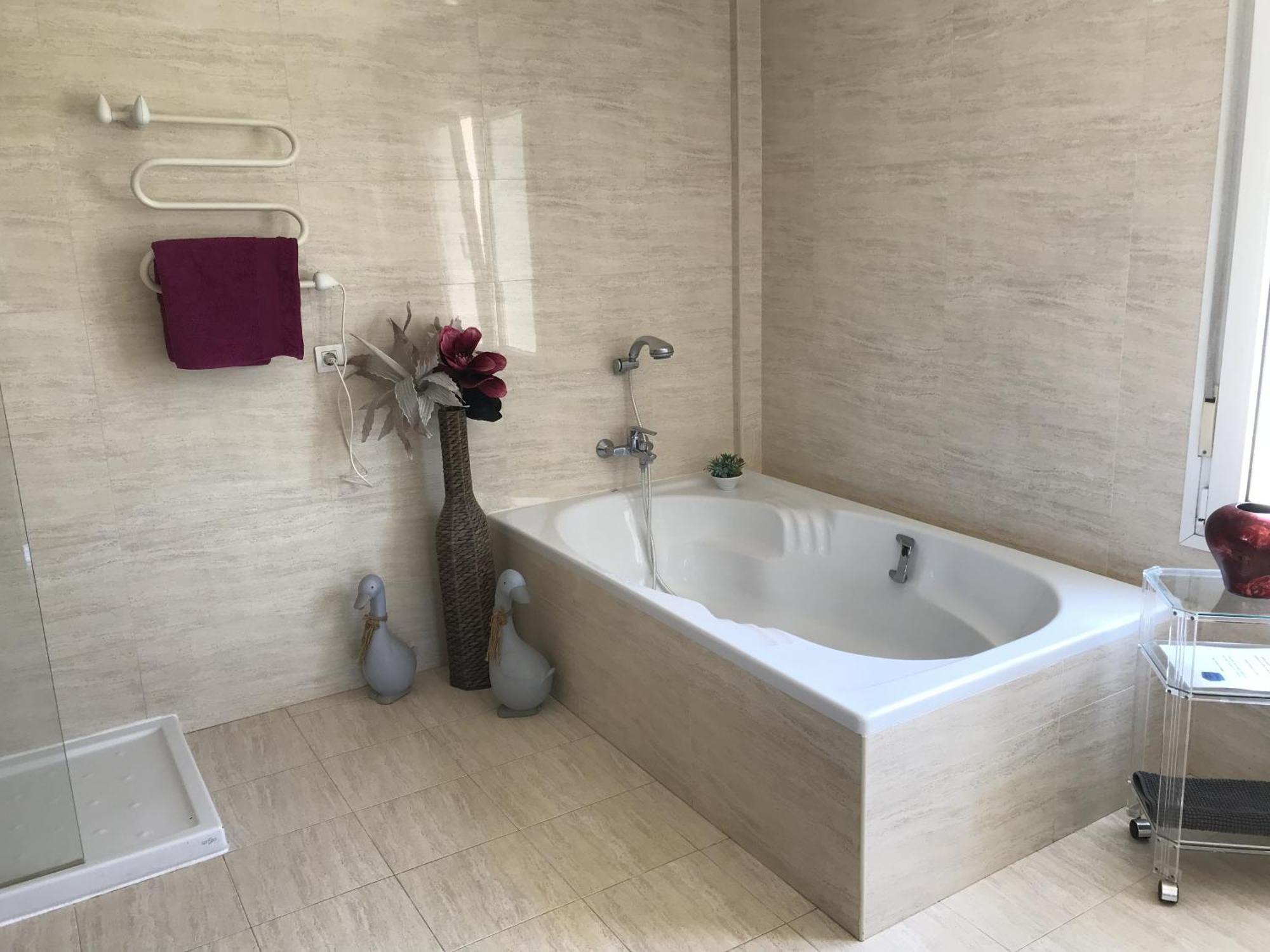 Villa Paraisos Фуeнхирола Екстериор снимка