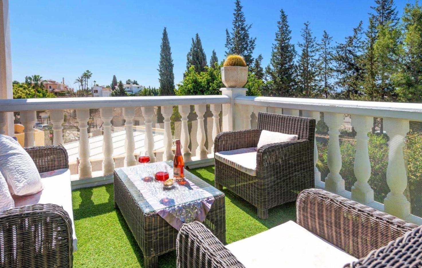 Villa Paraisos Фуeнхирола Екстериор снимка