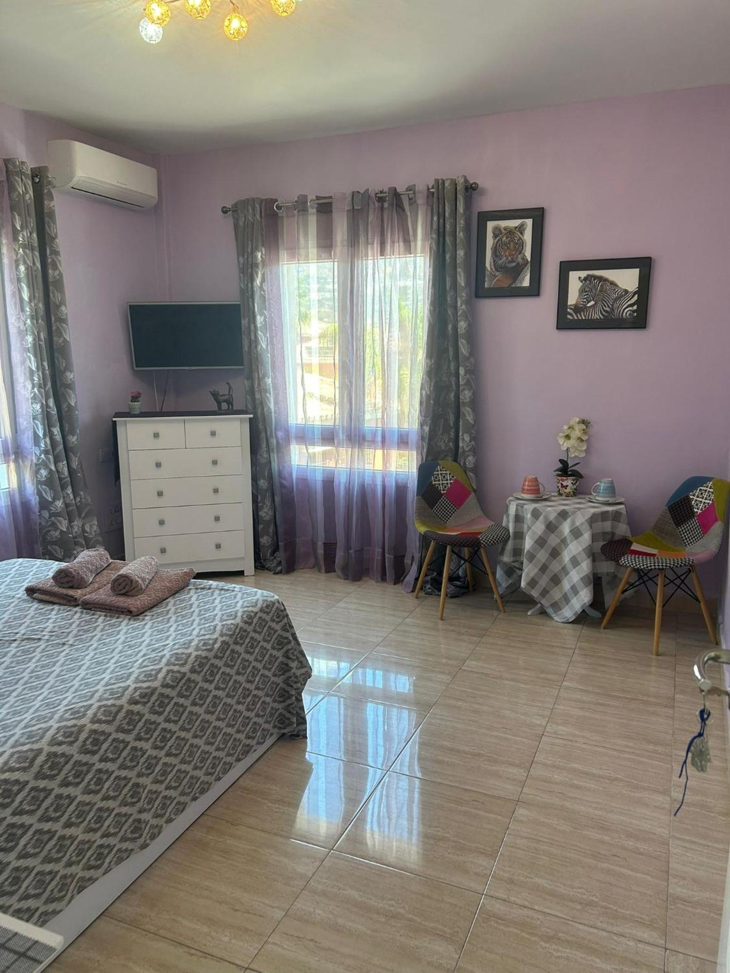 Villa Paraisos Фуeнхирола Екстериор снимка